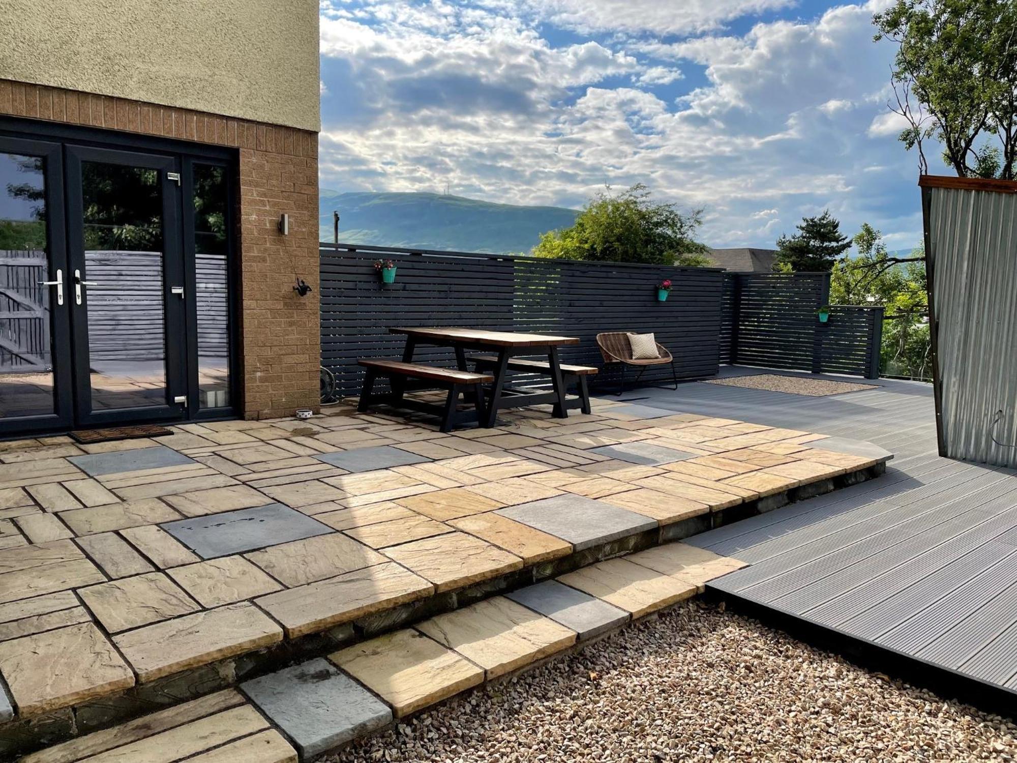 Stylish, Central Studio With Kitchen & Large Deck Fort William Eksteriør billede